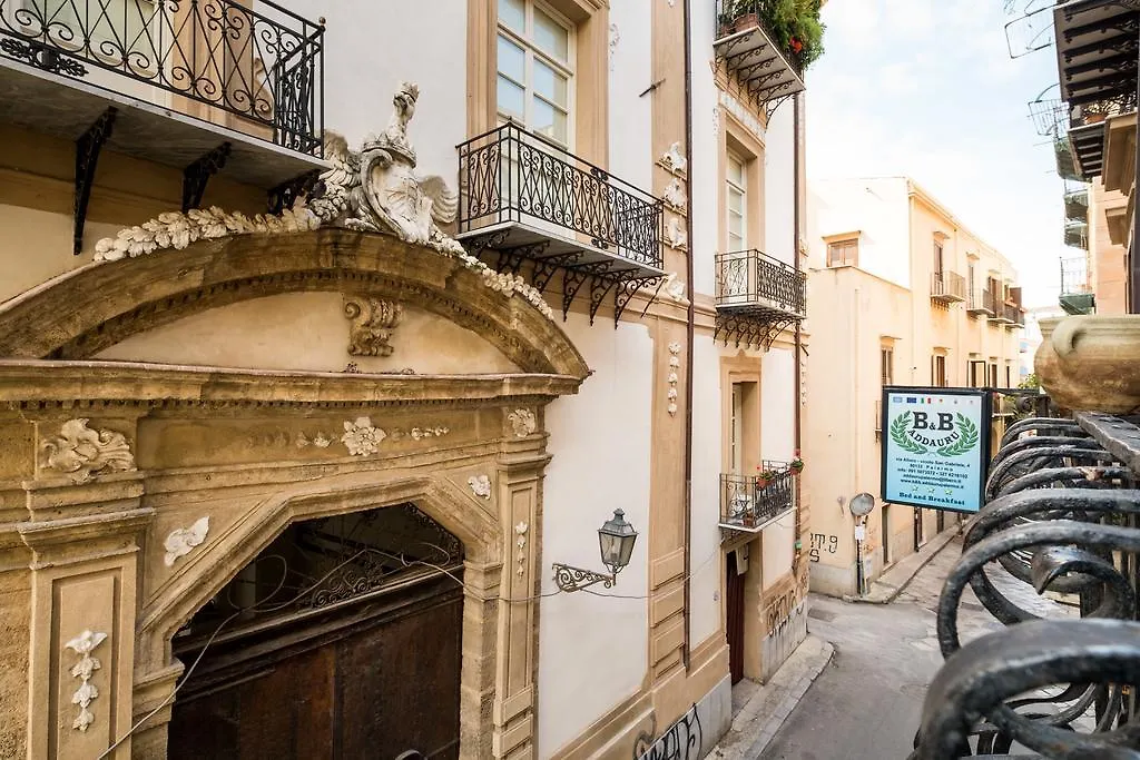 ***** Frühstückspension B&B Addauru Palermo Italien